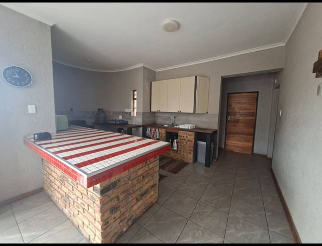 4 BEDROOM HOUSE FOR SALE IN RIVERSDALE